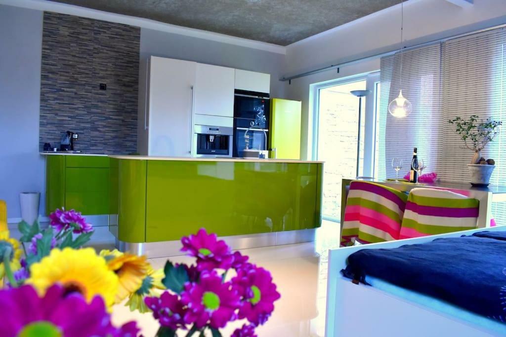 Апартаменты Aparments Bukol Vojkovice  Экстерьер фото